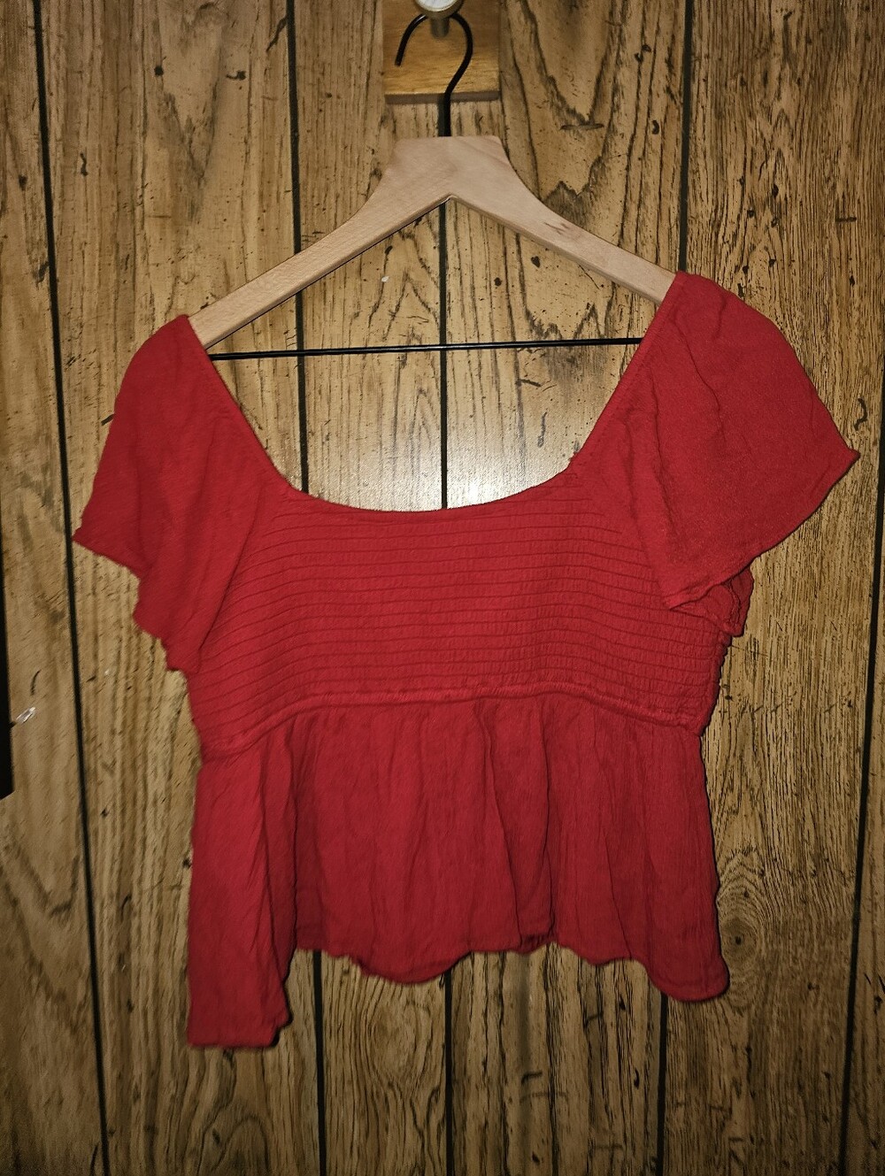 HOLLISTER Red Puff Sleeve Cropped Sweetheart Top - Large - Picture 4 of 5
